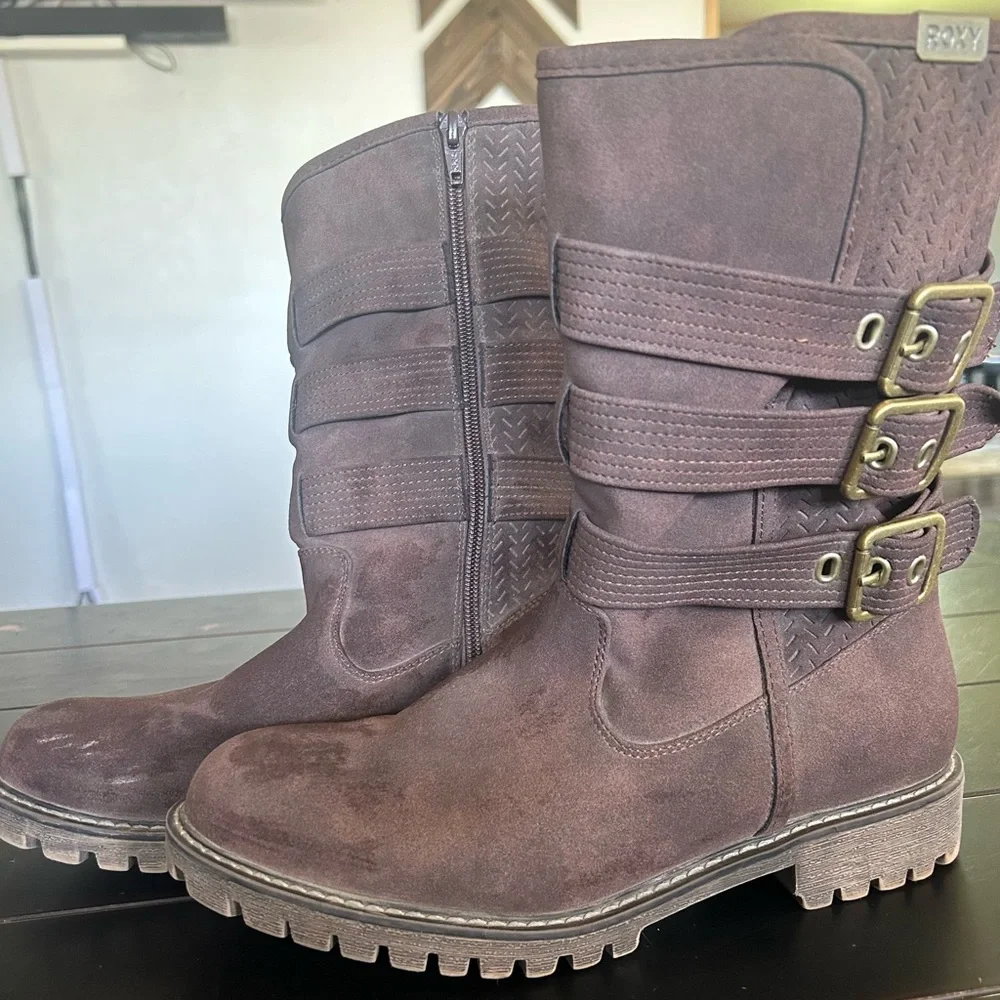 SOLD!! Roxy Boots Size 9 - Picture 1 of 2